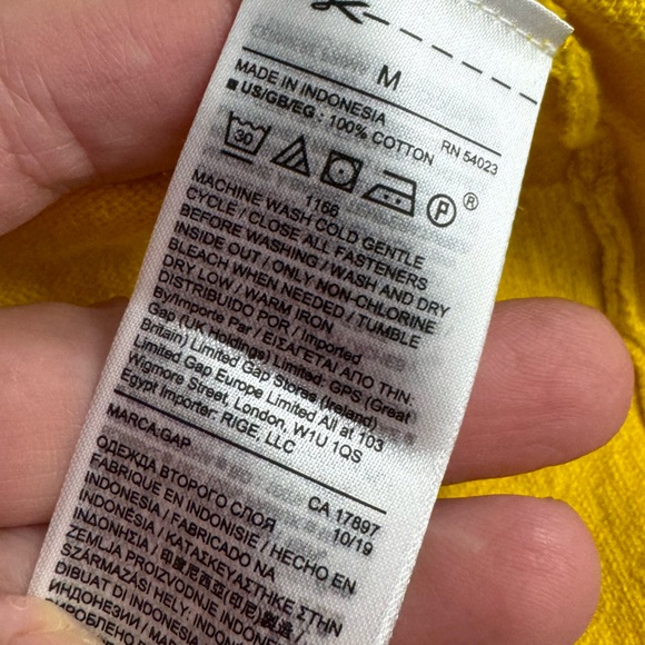 NWT gap button front sweater size medium - Picture 5 of 5